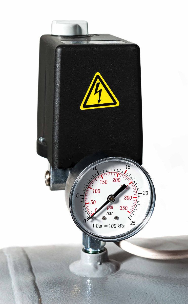 Airpress kompresor dwutłokowy HK 1500-500 SD Pro 14 bar 10 KM/7.5 kW 400V 599,9 l/min 500 l - połączenie gwiazda-trójkąt