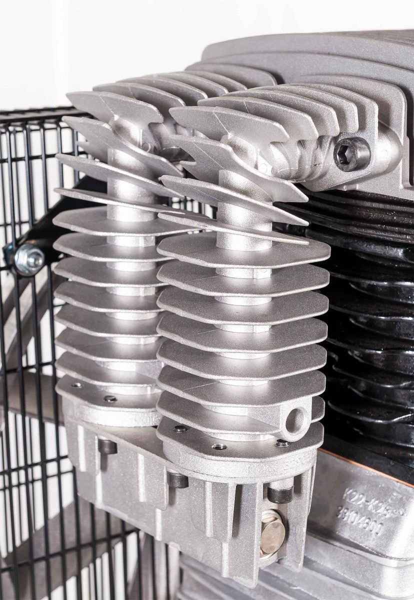 Airpress kompresor dwutłokowy G 700-300 Pro 11 bar 5.5 KM/4 kW 400V 662 l/min 270 l galwanizowany