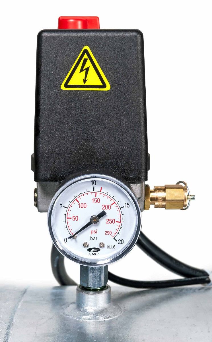 Airpress kompresor dwutłokowy G 1500-500 Pro 11 bar 10 KM/7.5 kW 400V 1074 l/min 500 l galwanizowany