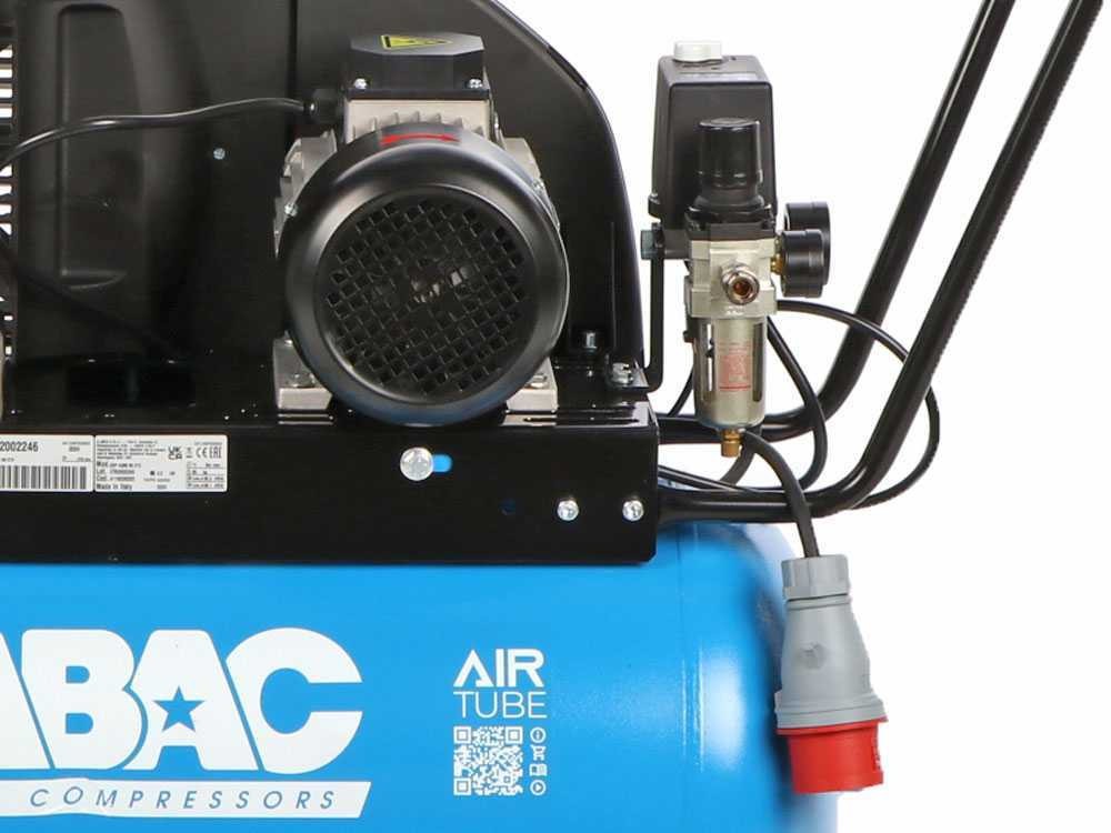 Kompresor dwutłokowy ABAC PRO EXP A49B 90 CT4 | 11 bar | 4.0 KM / 3.0 kW | 553 l/min | 90l | 400V